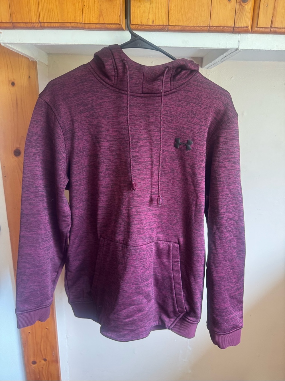 Under Armour women’s  Maroon Pullover Hoodie
